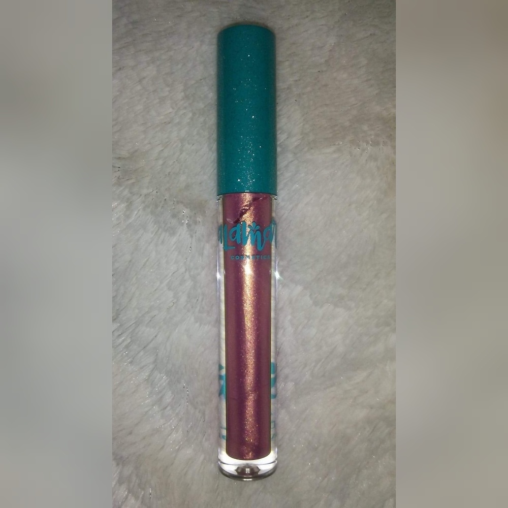 Alamar cosmetics mother of pearl gloss in sirenita